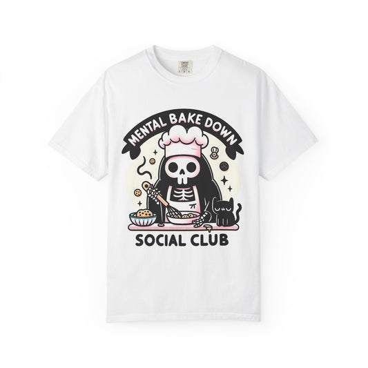 Playful Skeleton Baking T-Shirt, Fun Casual Tee, Halloween Gift, Baking Lover Shirt, Unisex Clothing, Social Club Apparel